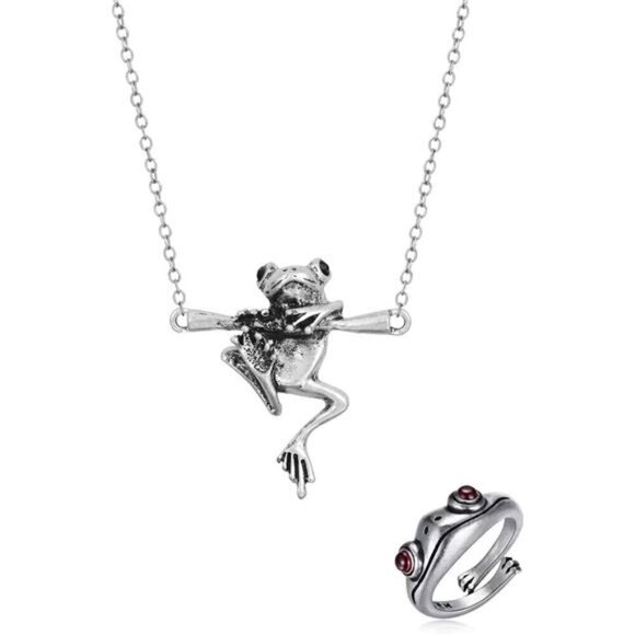 Hanging Frog Necklace Set Silver Tree Ring Frog Necklaces Set Pendant Ring - Picture 1 of 8